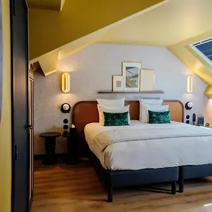 Hotel Riesner, Parigi