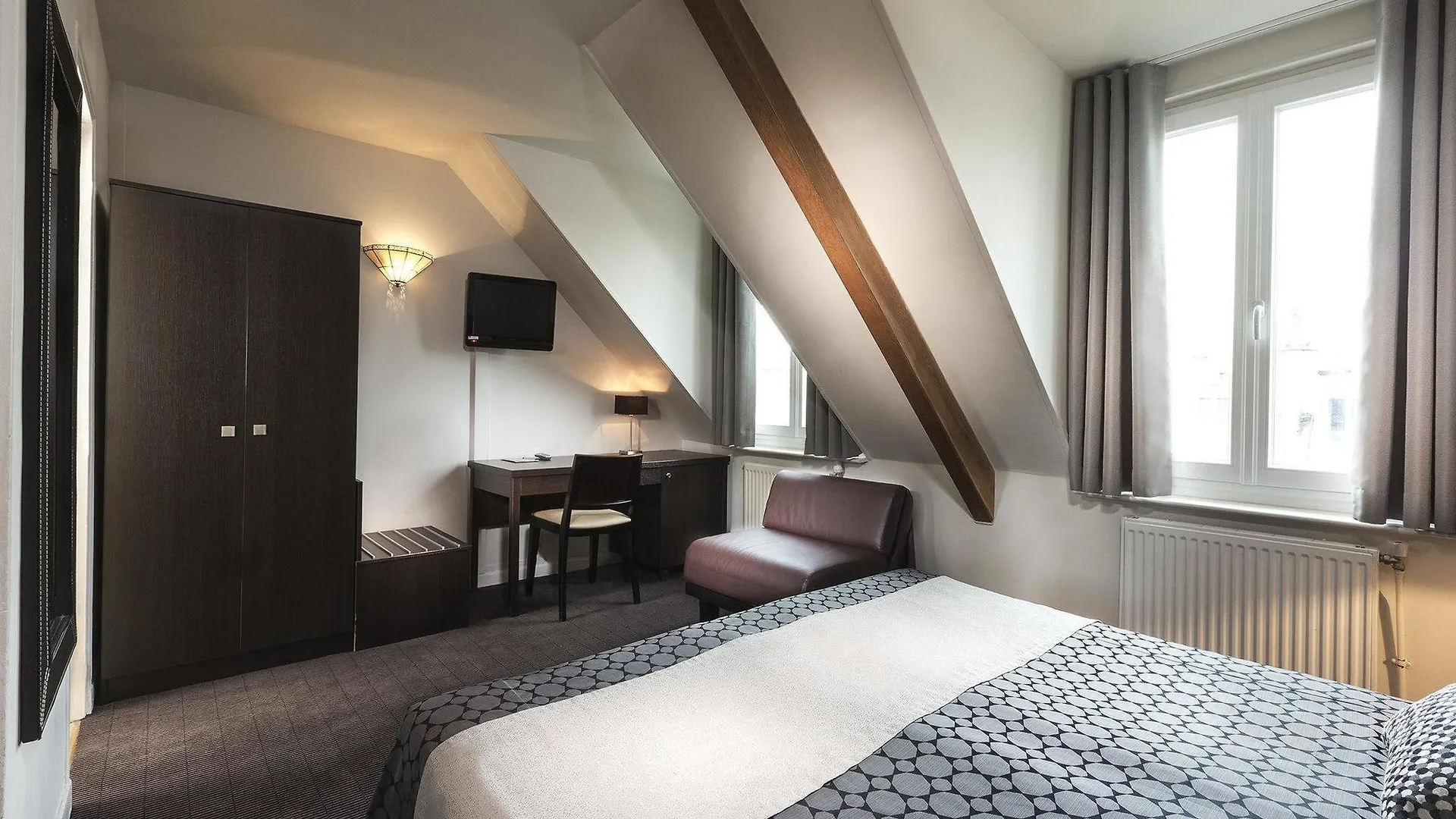 ***  Hotel Paris Rivoli France